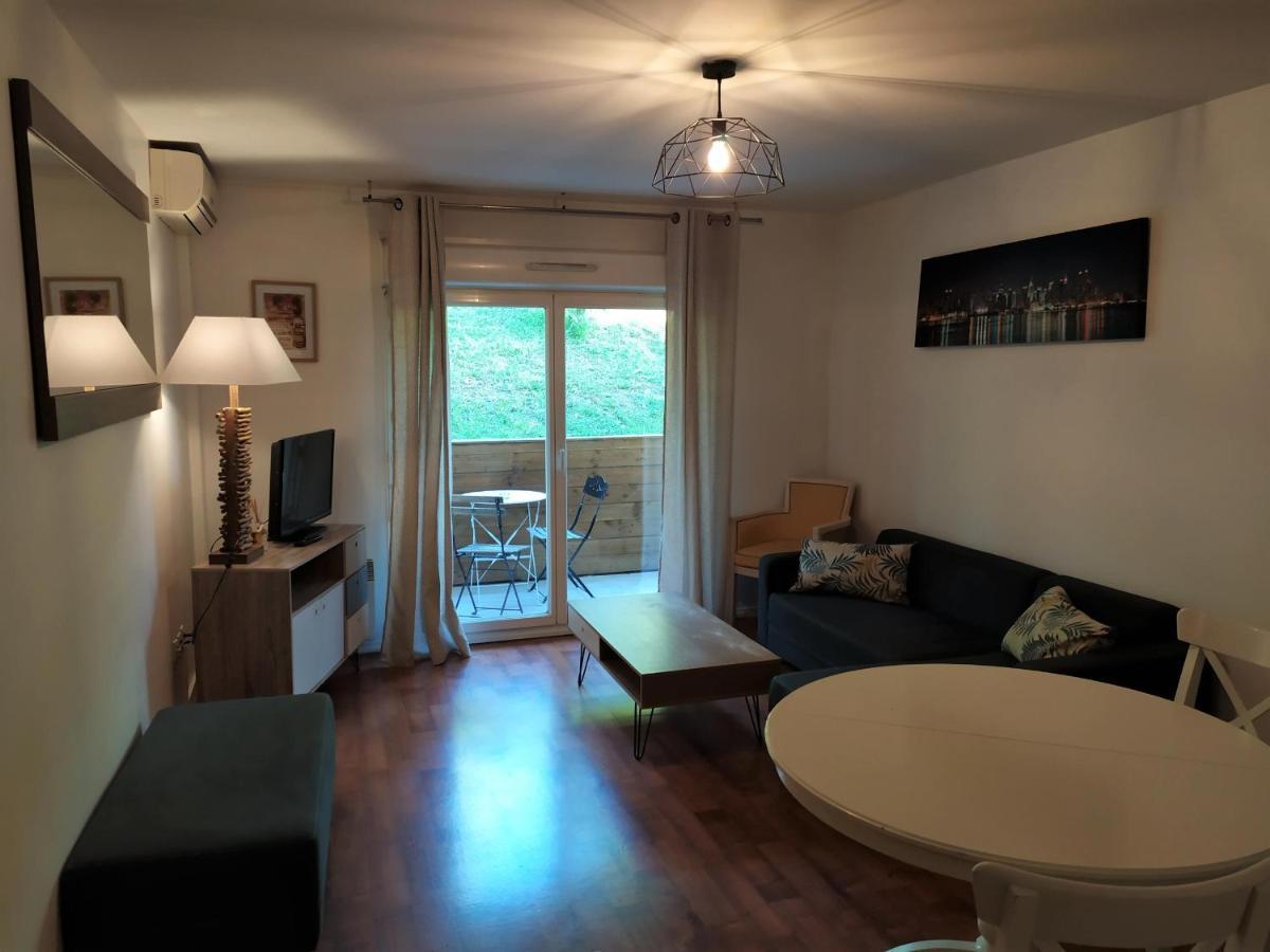Carouge Aparthotel Brétigny-sur-Orge