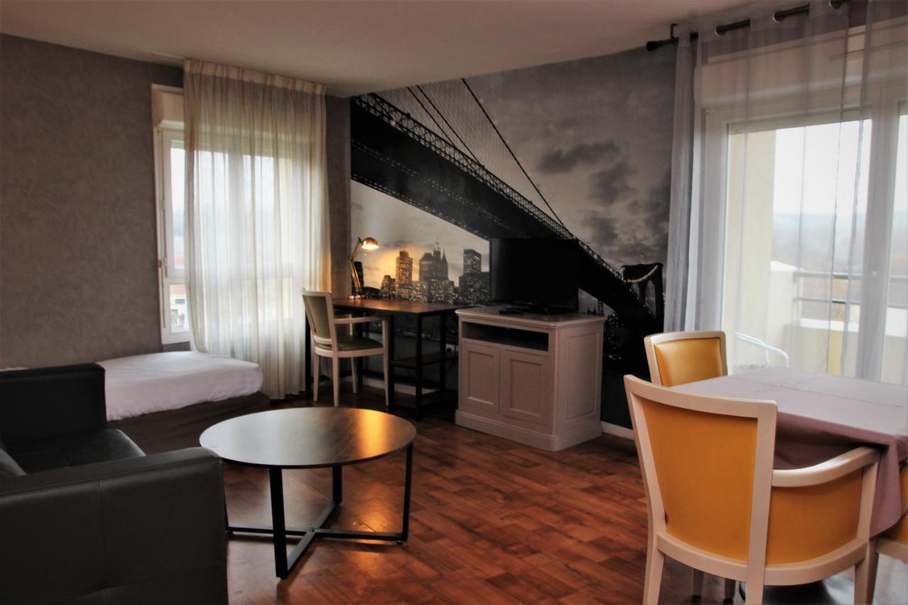 Carouge 3* Brétigny-sur-Orge