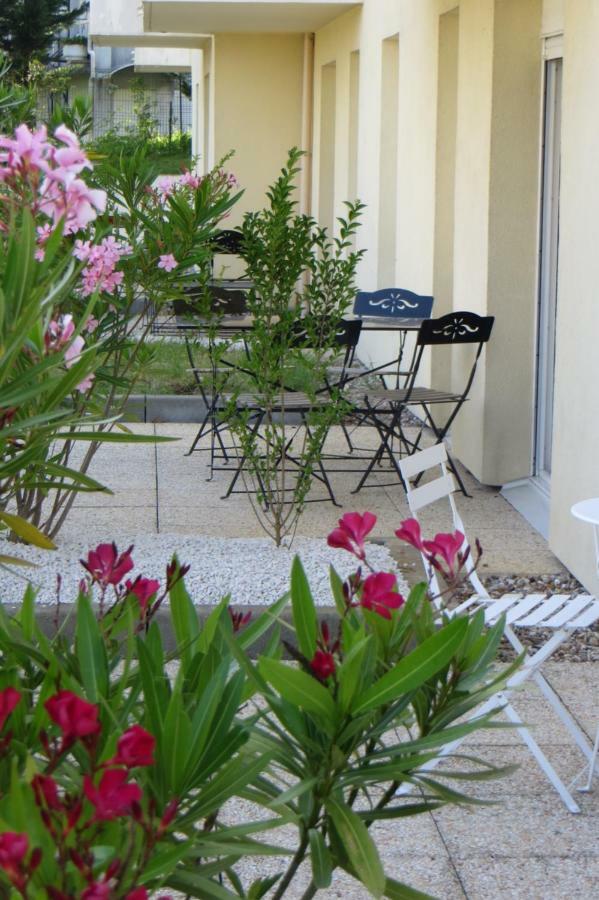 Aparthotel Carouge 3*